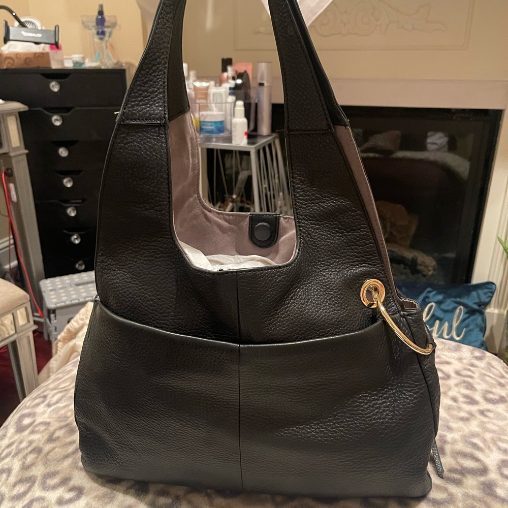 Vince Camuto tote